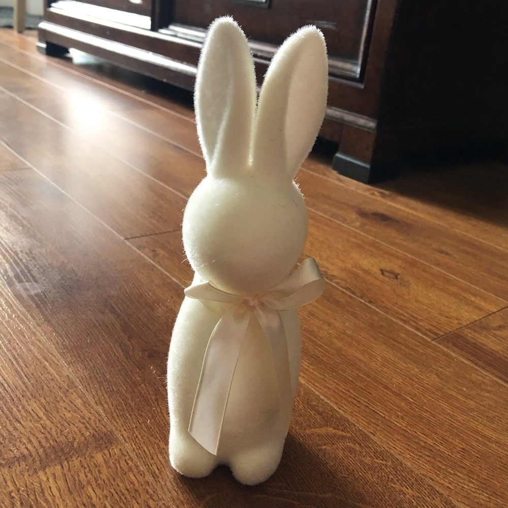 Cream textured bunny